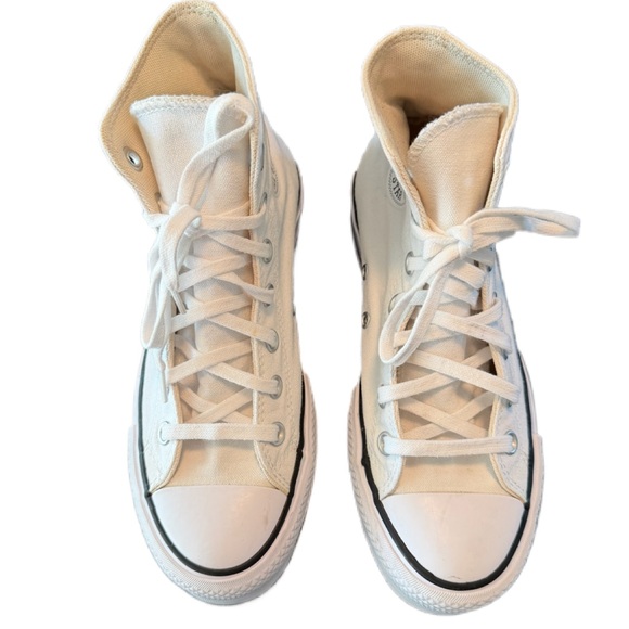 Converse Chuck Taylor All Star Lift Platform Canvas High Top Women’s 6.5 White - Picture 3 of 15